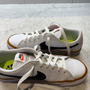 Women’s Nike Court Legacy Sneakers